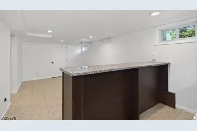 318 Greenwich St, Greenwich Township, NJ 08886 - Photo 15