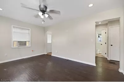 318 Greenwich St, Greenwich Township, NJ 08886 - Photo 5