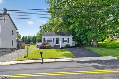318 Greenwich St, Greenwich Township, NJ 08886 - Photo 3