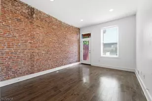252 Mt Pleasant Ave, Newark, NJ 07104 - Photo 9