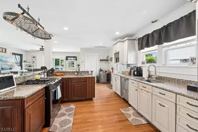 49 Pennsylvania Ave, Flemington, NJ 08822 - Photo 9