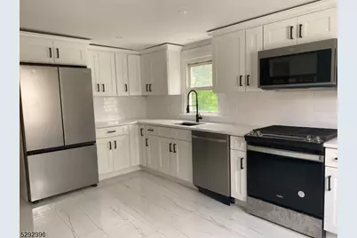 536 Broughton Ave, Bloomfield, NJ 07003 - Photo 3