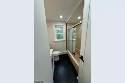 536 Broughton Ave, Bloomfield, NJ 07003 - Photo 9