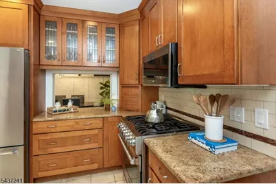 73 Hawthorne Ave, Glen Ridge, NJ 07028 - Photo 27