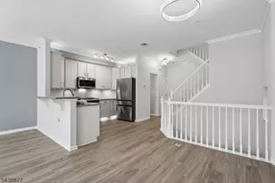 612 Lopez Ln, Morris Plains, NJ 07950 - Photo 9
