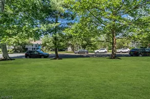 213 Longview Rd, Bridgewater Twp., NJ 08807 - Photo 47