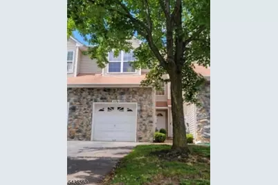 1076 Oakcroft Ln, Franklin Township, NJ 08873 - Photo 1