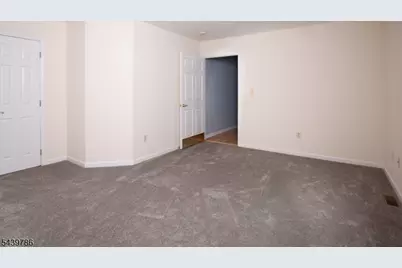 7 Woodland Hills Dr, Vernon, NJ 07461 - Photo 17
