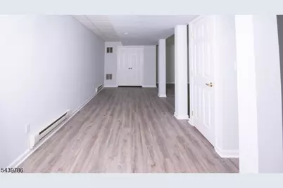 7 Woodland Hills Dr, Vernon, NJ 07461 - Photo 21