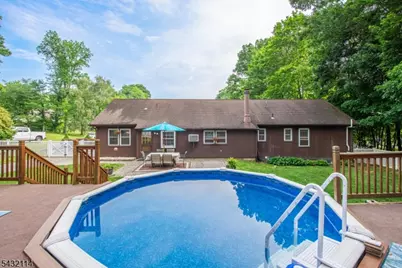 14 Stanley Pl, Mount Olive, NJ 07828 - Photo 5