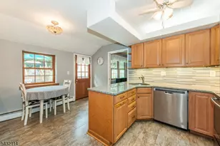 14 Stanley Pl, Mount Olive, NJ 07828 - Photo 13