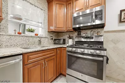 23 Madison St, Belleville, NJ 07109 - Photo 9