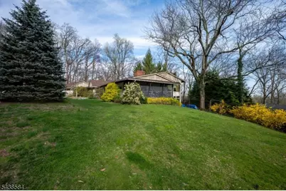 29 Farview Rd, Millburn, NJ 07041 - Photo 23