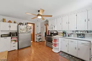 14 Birchwood Pass, West Milford, NJ 07480 - Photo 11