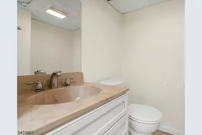 200 Runnymede Pkwy, New Providence, NJ 07974 - Photo 13