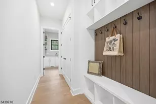 1 Clive Hills Rd, Millburn, NJ 07078 - Photo 17