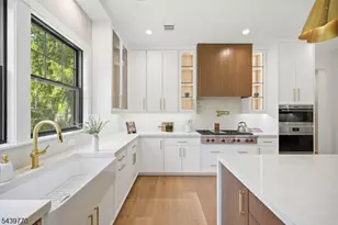 1 Clive Hills Rd, Millburn, NJ 07078 - Photo 9
