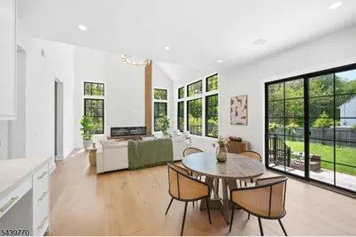 1 Clive Hills Rd, Millburn, NJ 07078 - Photo 9