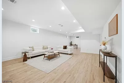 1 Clive Hills Rd, Millburn, NJ 07078 - Photo 29
