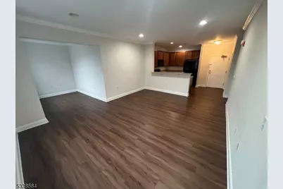 8105 Sanctuary Blvd #105, Riverdale, NJ 07457 - Photo 5
