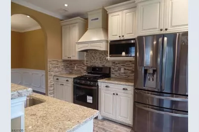 21 Haddenford Dr, Raritan Township, NJ 08822 - Photo 9