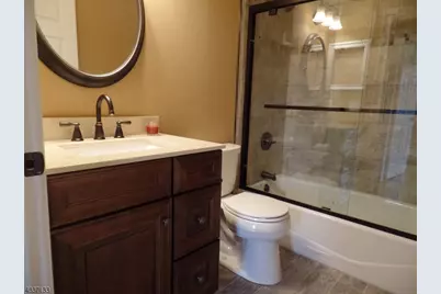 21 Haddenford Dr, Raritan Township, NJ 08822 - Photo 23