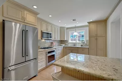 105 Roseland Ave #1601, Caldwell, NJ 07006 - Photo 17