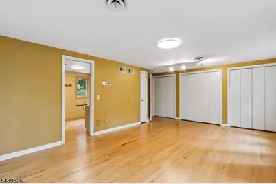 42 Pin Oak Rd, Montgomery Township, NJ 08558 - Photo 29
