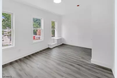 101 Garside St, Newark, NJ 07104 - Photo 15