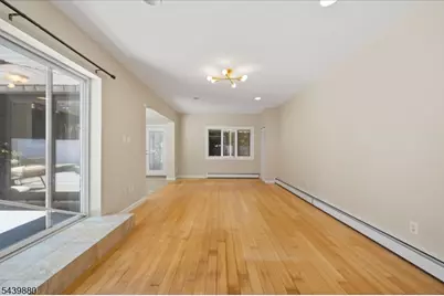 1 Ranch Ct, Saddle Brook Township, NJ 07663 - Photo 7