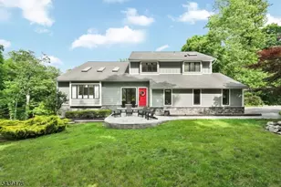 11 Hemlock Ln, Kinnelon, NJ 07405 - Photo 3