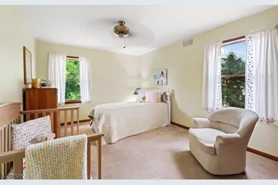 16 McIntire Dr, Hillsborough Township, NJ 08844 - Photo 33