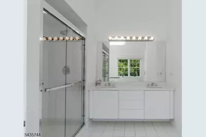 1 McKay Dr, Bridgewater, NJ 08807 - Photo 29