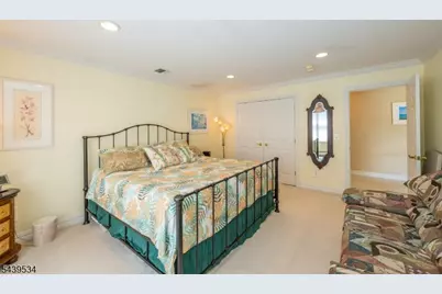 9 Ralph Dr, Fairfield, NJ 07004 - Photo 37
