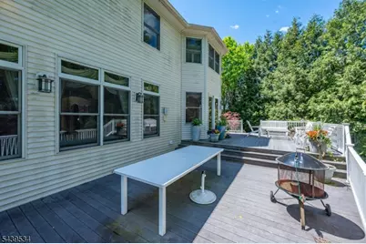 9 Ralph Dr, Fairfield, NJ 07004 - Photo 45