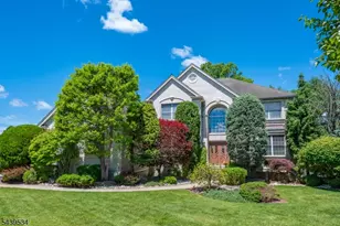 9 Ralph Dr, Fairfield, NJ 07004 - Photo 1