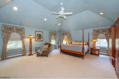 9 Ralph Dr, Fairfield, NJ 07004 - Photo 29