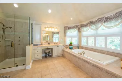 9 Ralph Dr, Fairfield, NJ 07004 - Photo 33