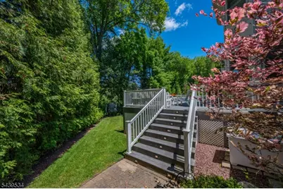 9 Ralph Dr, Fairfield, NJ 07004 - Photo 47