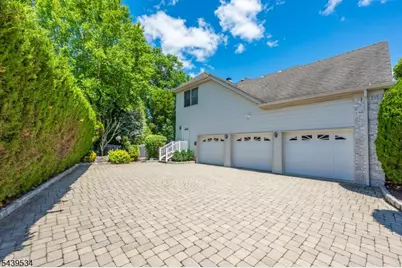 9 Ralph Dr, Fairfield, NJ 07004 - Photo 43