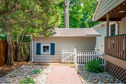 102 Michael St, Edison Twp., NJ 08820 - Photo 47