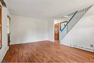 320 Redmont Rd, North Plainfield, NJ 07063 - Photo 7