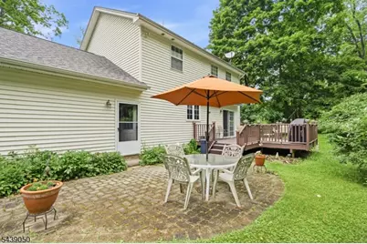 10 Mountainside Dr, Andover Township, NJ 07860 - Photo 5