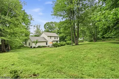 10 Mountainside Dr, Andover Township, NJ 07860 - Photo 11