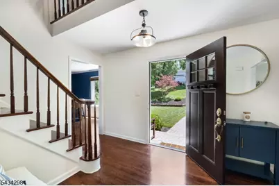1 Ashley Ct, Morris Township, NJ 07960 - Photo 3