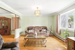 141 Walnut St, Newark, NJ 07105 - Photo 3