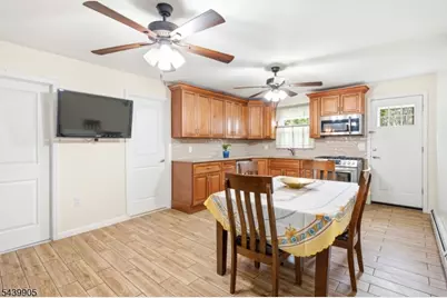 141 Walnut St, Newark, NJ 07105 - Photo 11