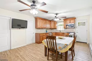 141 Walnut St, Newark, NJ 07105 - Photo 11
