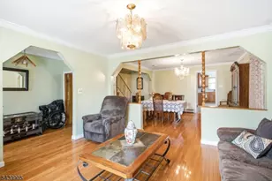 141 Walnut St, Newark, NJ 07105 - Photo 5