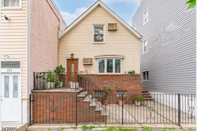 141 Walnut St, Newark, NJ 07105 - Photo 1